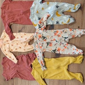 Old Navy 0-3 Month Girl Bundle
